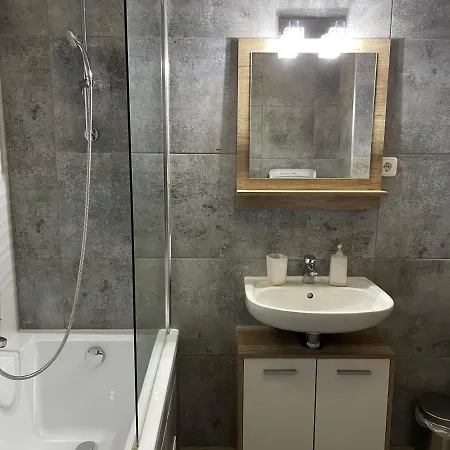 Diamant Apartmanhaz Eger Exterior photo