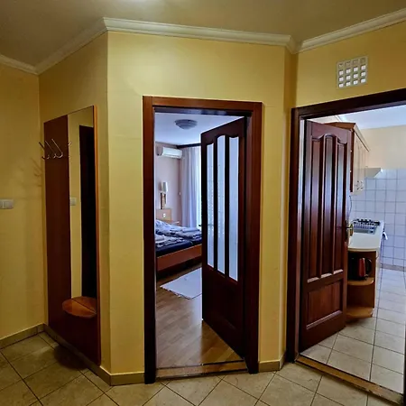 Diamant Apartmanhaz Eger Exterior photo