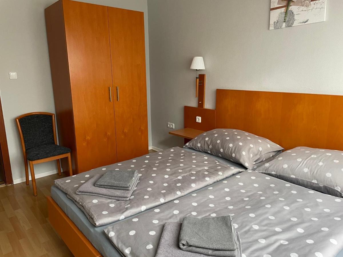 Apartament Diamant Apartmanhaz Eger