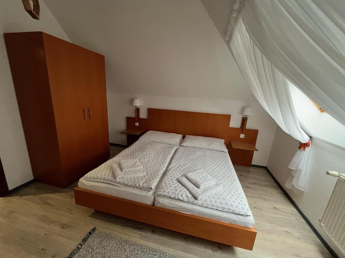 Diamant Apartmanhaz Eger