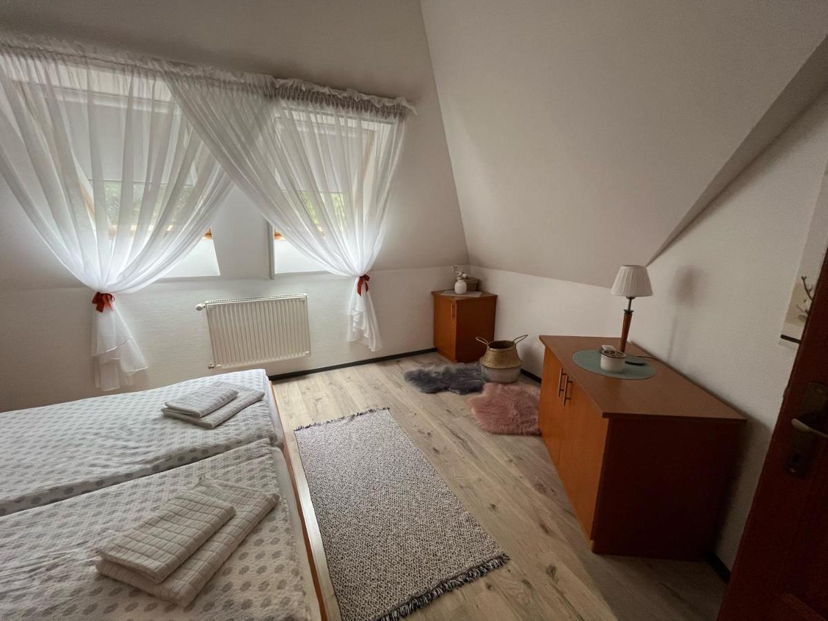 Apartament Diamant Apartmanhaz *