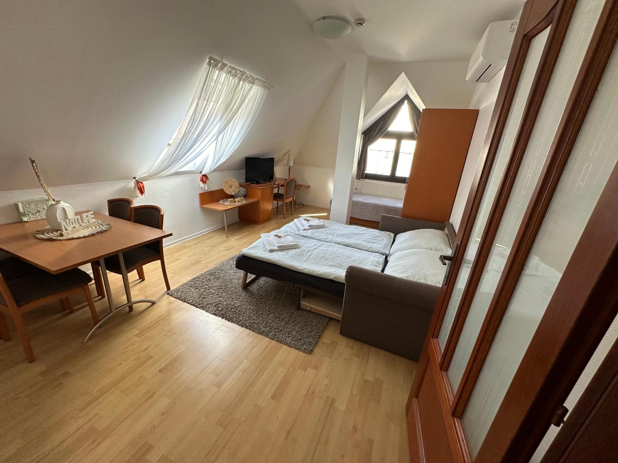 Diamant Apartmanhaz Eger
