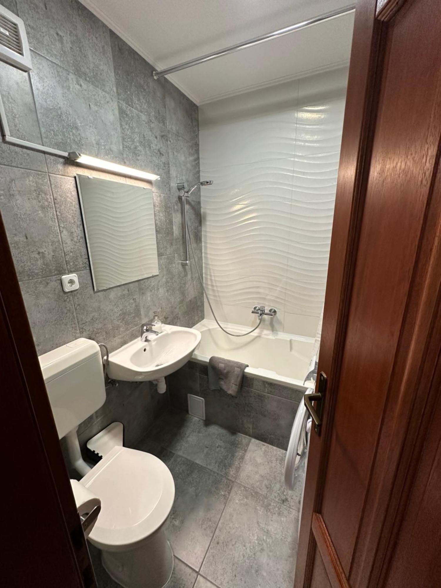 Diamant Apartmanhaz *